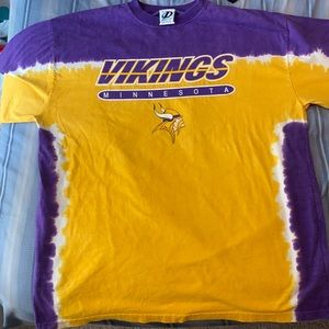 Vintage tie dye Vikings tee